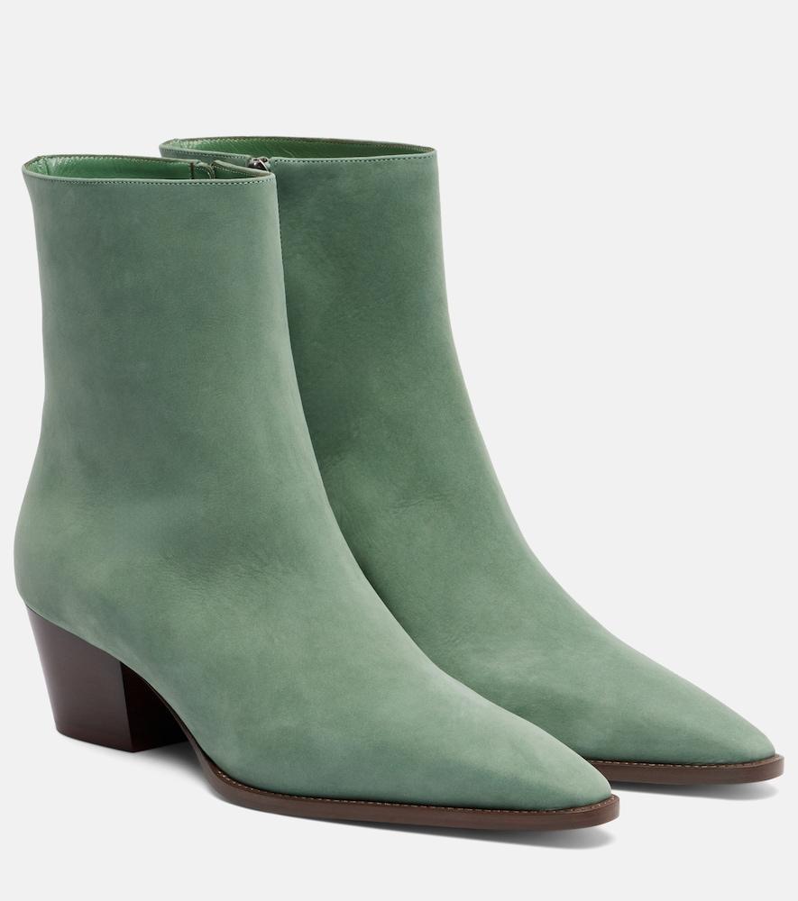 manolo blahnik aliera 50 suede ankle boots