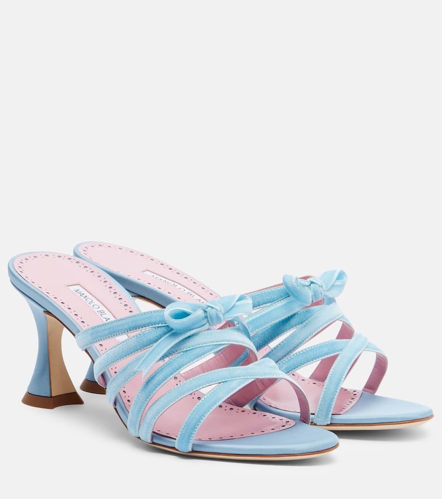 manolo blahnik clementel 70 velvet mules