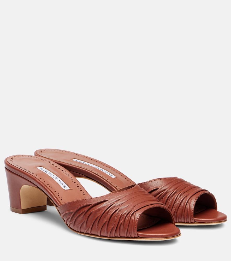 manolo blahnik piruabar gathered leather mules