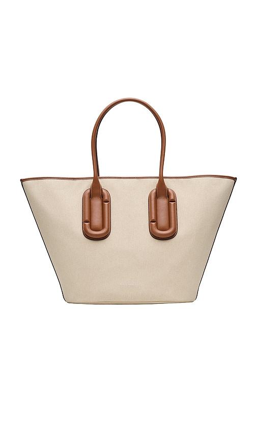 marc jacobs babe tote in canvas in beige.