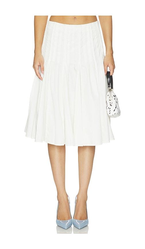 markgong pleated midi skirt in white.