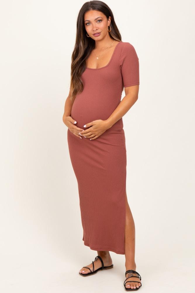 mauve ribbed short sleeve side slit maternity midi dress