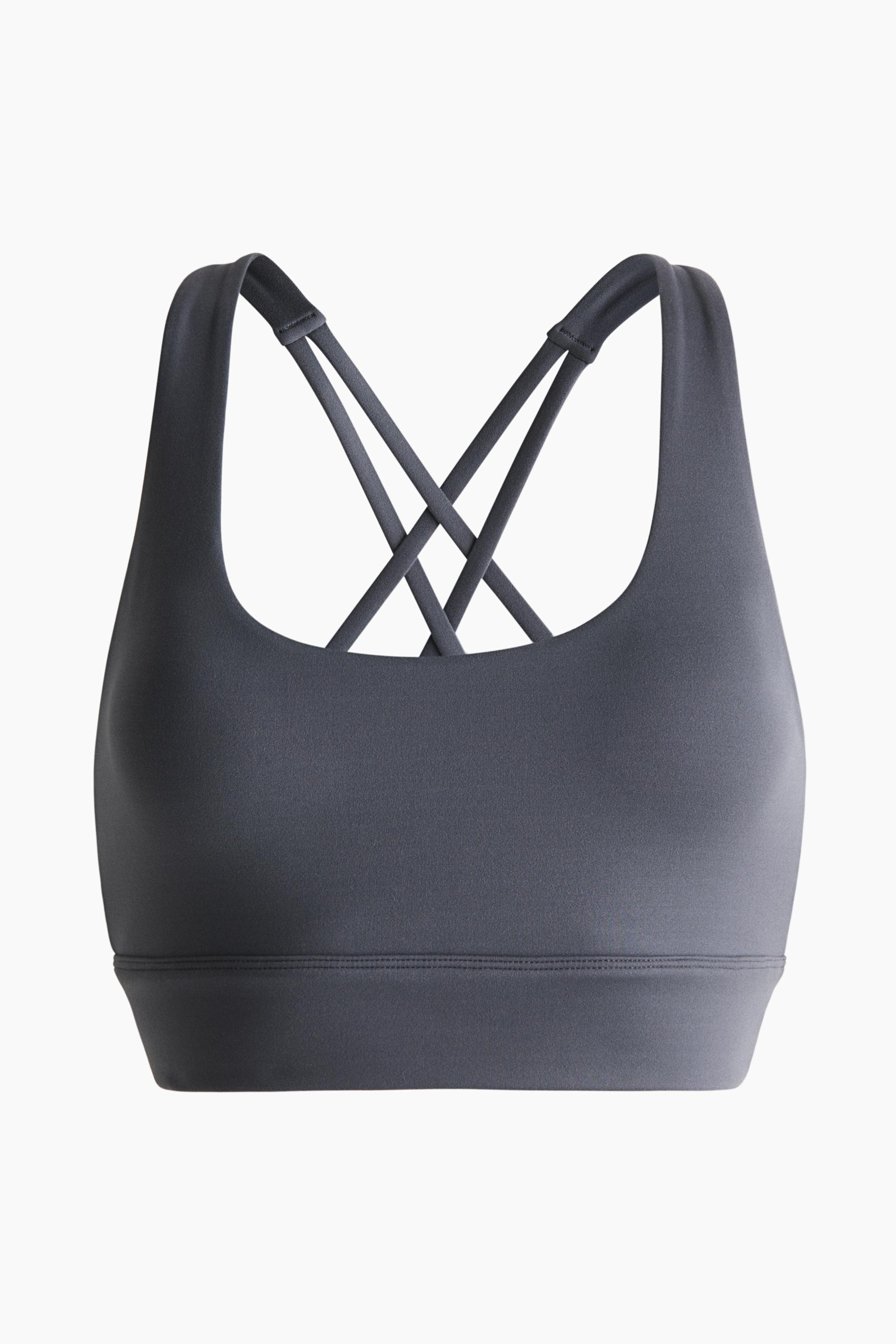 medium support sports bra with softmove™
