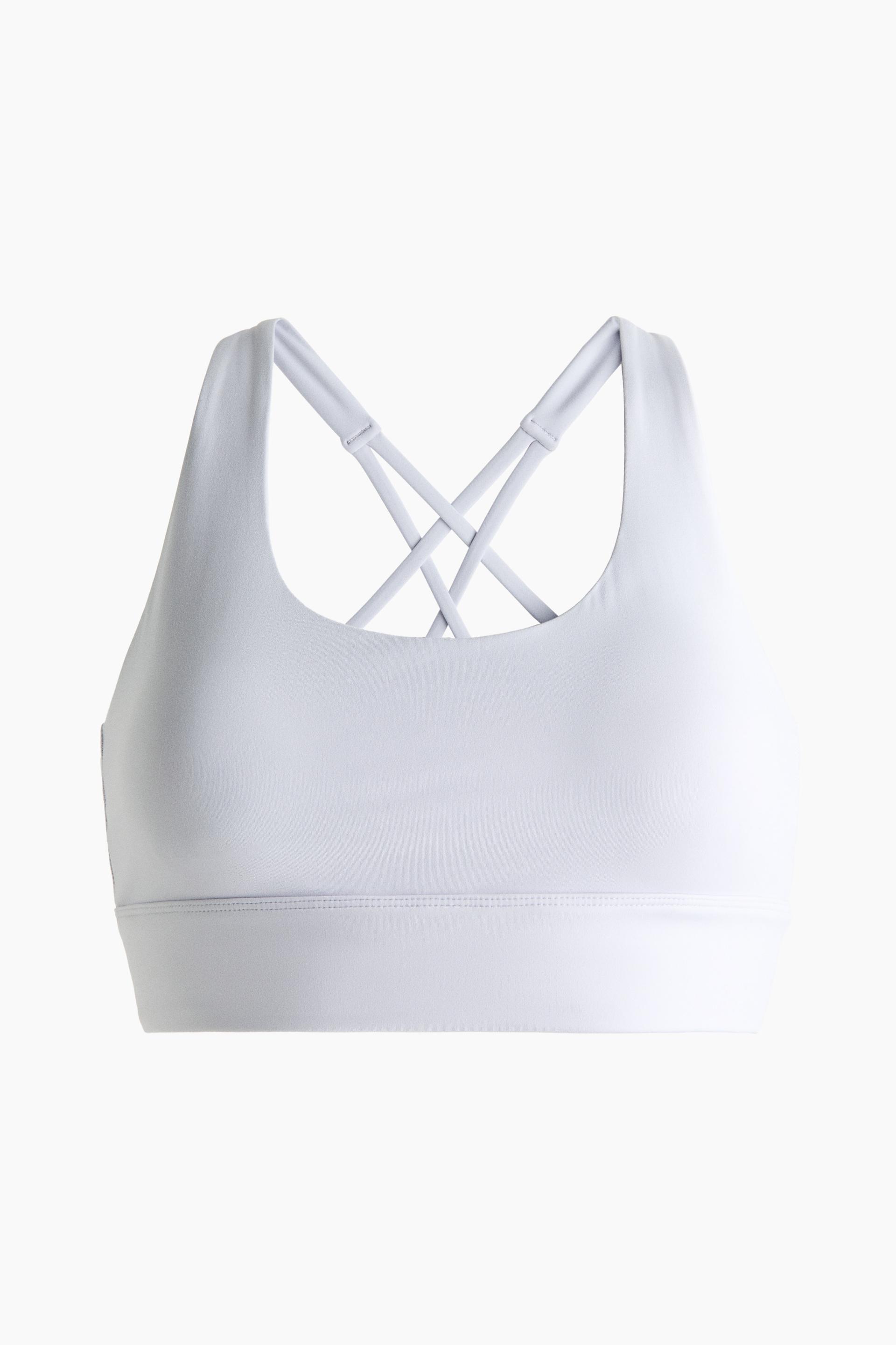 medium support sports bra with softmove™