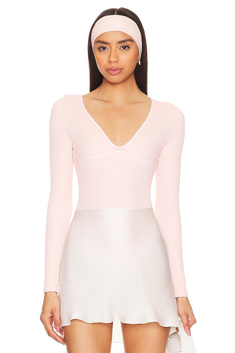 meg seamless v neck in rose blush