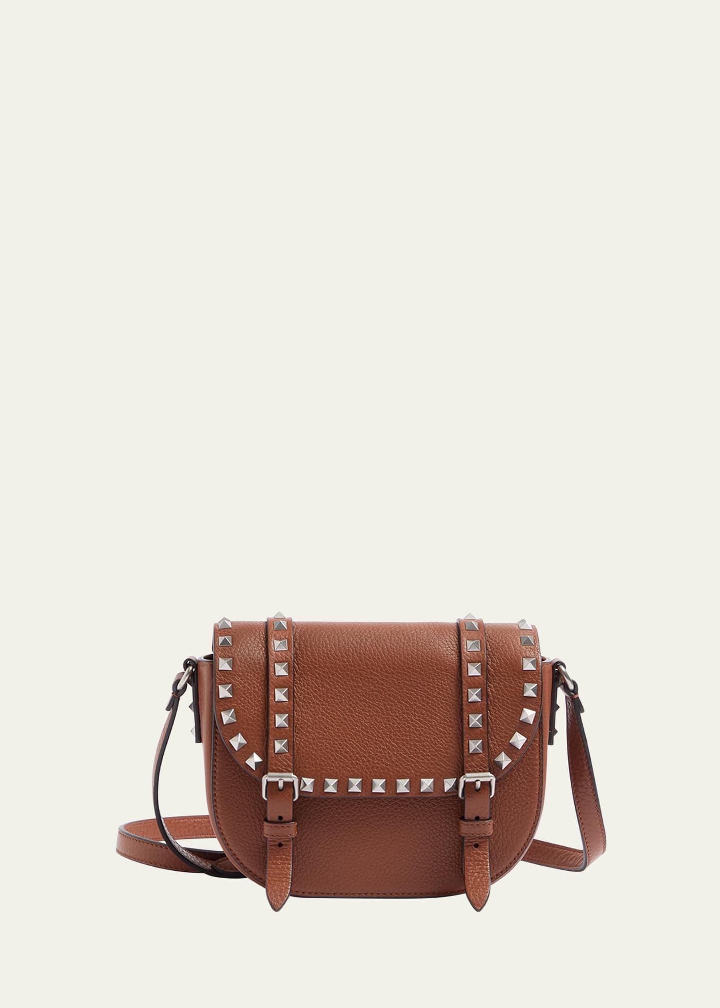 men's rockstud small leather messenger bag