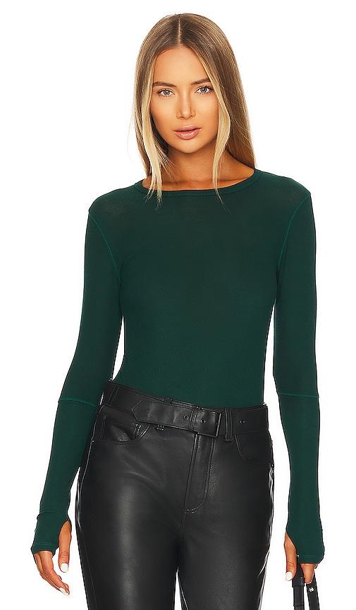 michael lauren everett long sleeve thumbhole tee in dark green.