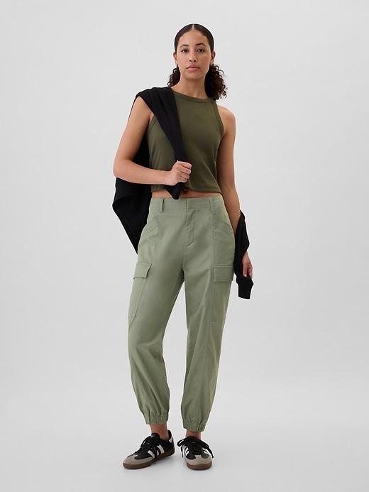 mid rise downtown khaki cargo joggers