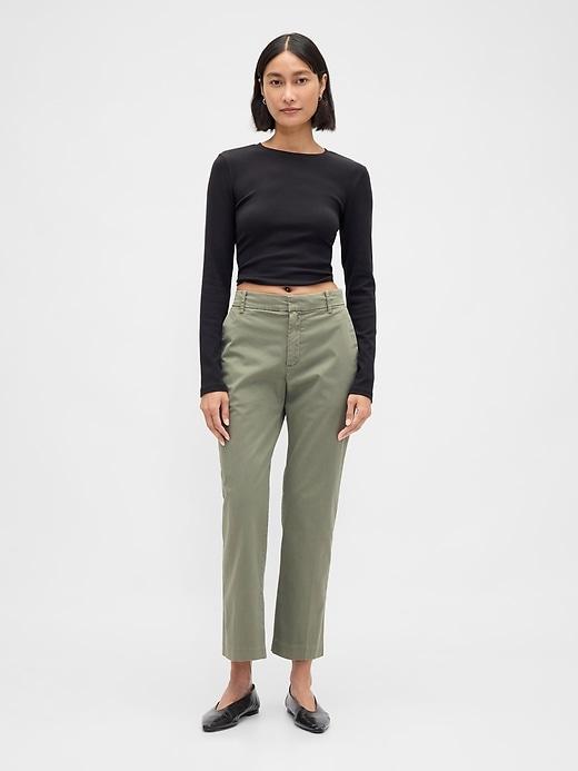 mid rise downtown khakis