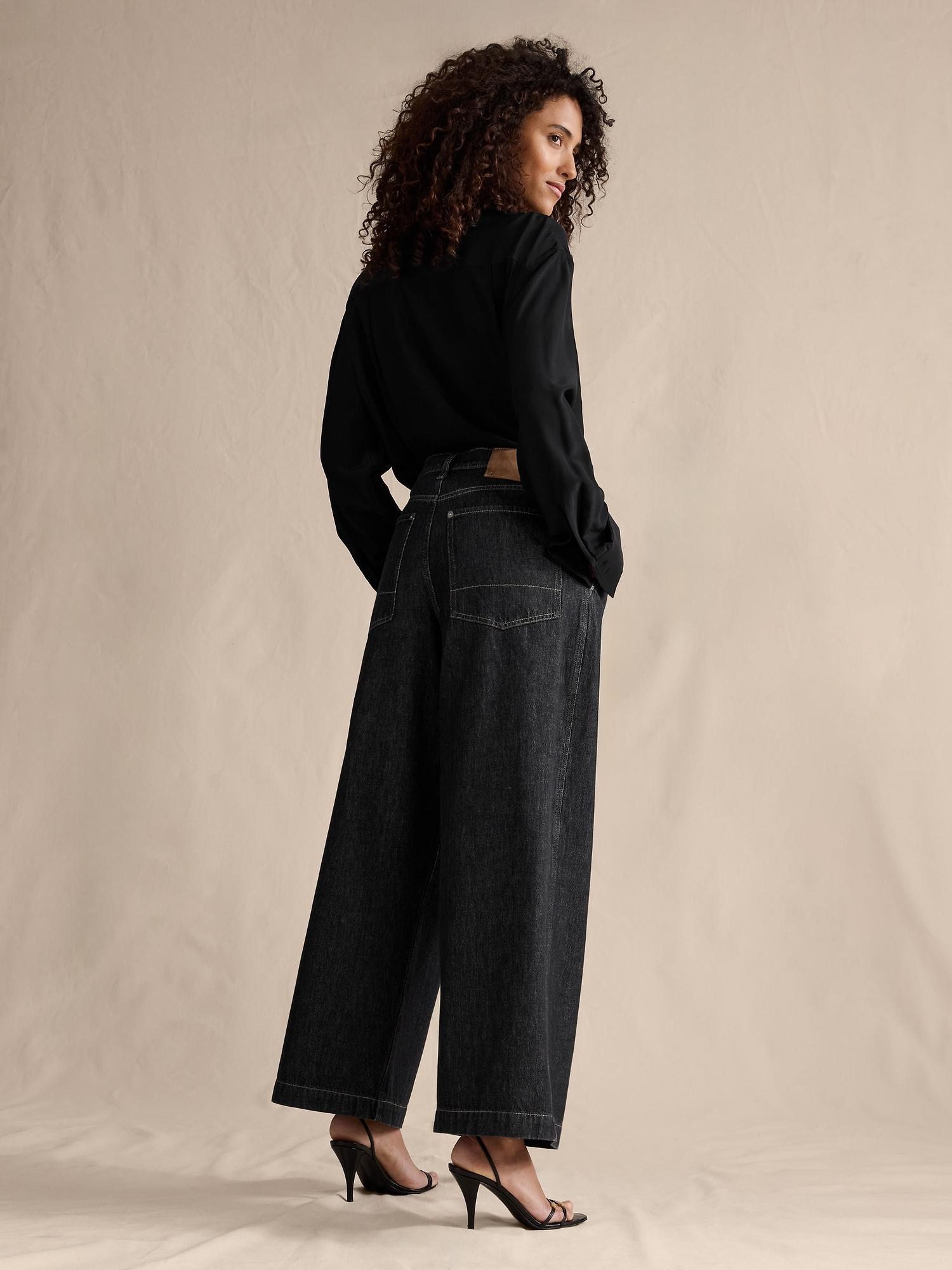 mid-rise loose pleated ankle jean