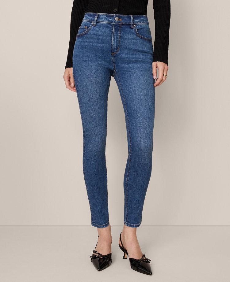 mid rise skinny jeans in classic wash — curvy fit