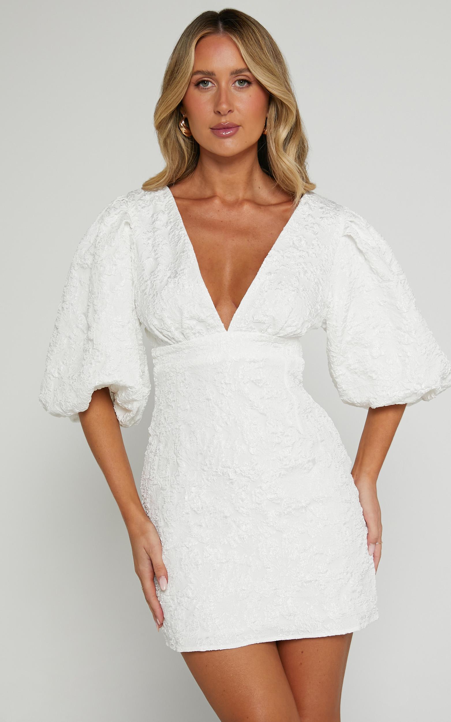 miley mini dress - v neck bodycon dress in white