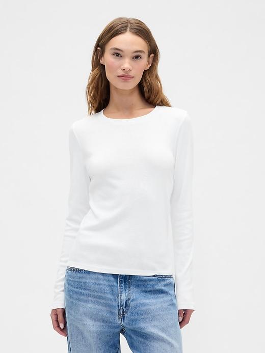 modern ribbed crewneck t-shirt
