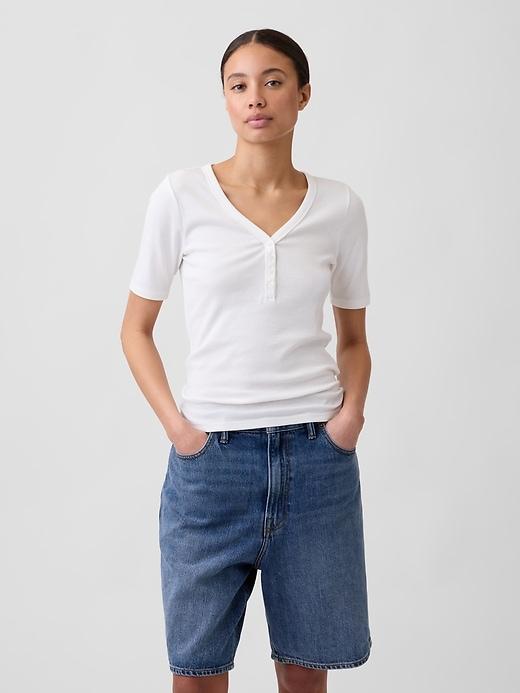 modern ribbed v-neck henley top