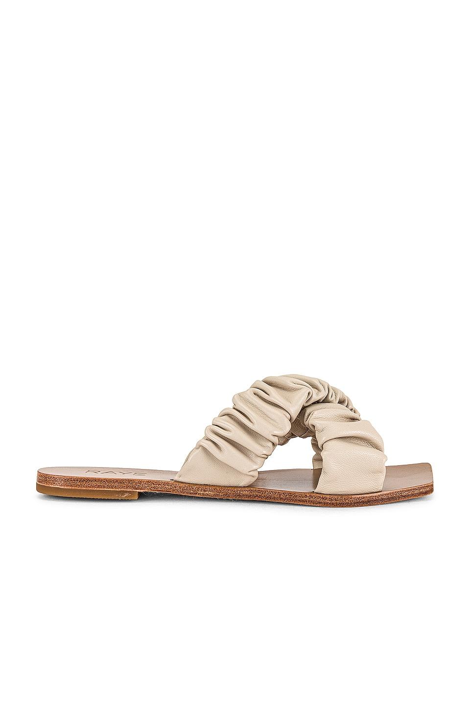 moira sandal