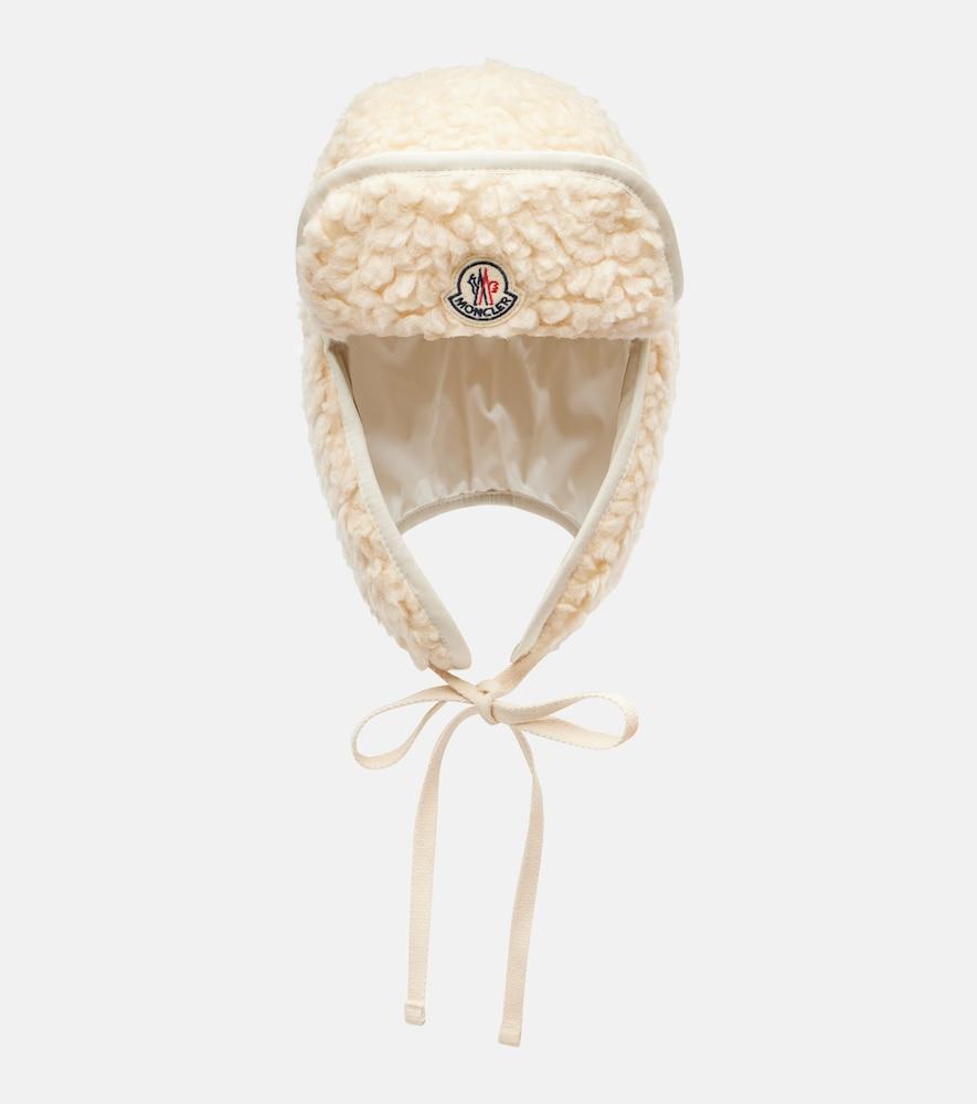 moncler aviator logo hat