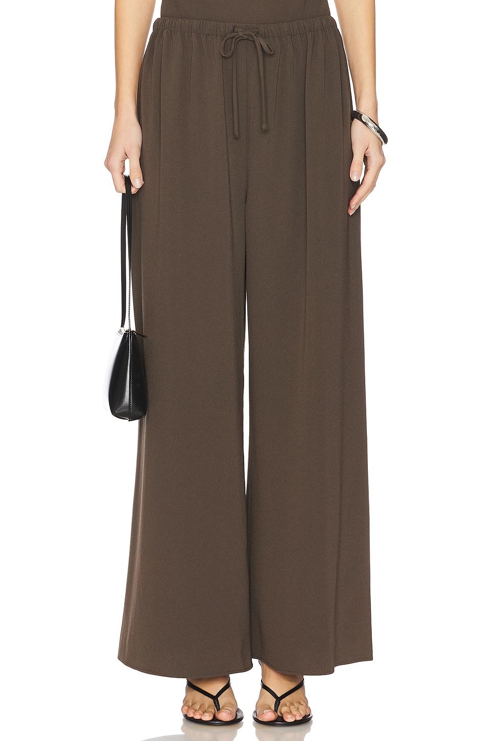 moni pant