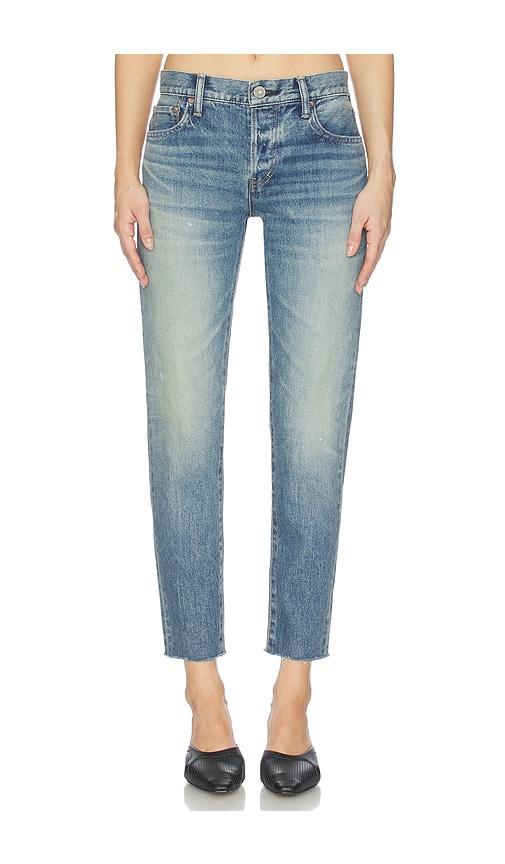 moussy vintage medfield tapered jeans in blue.