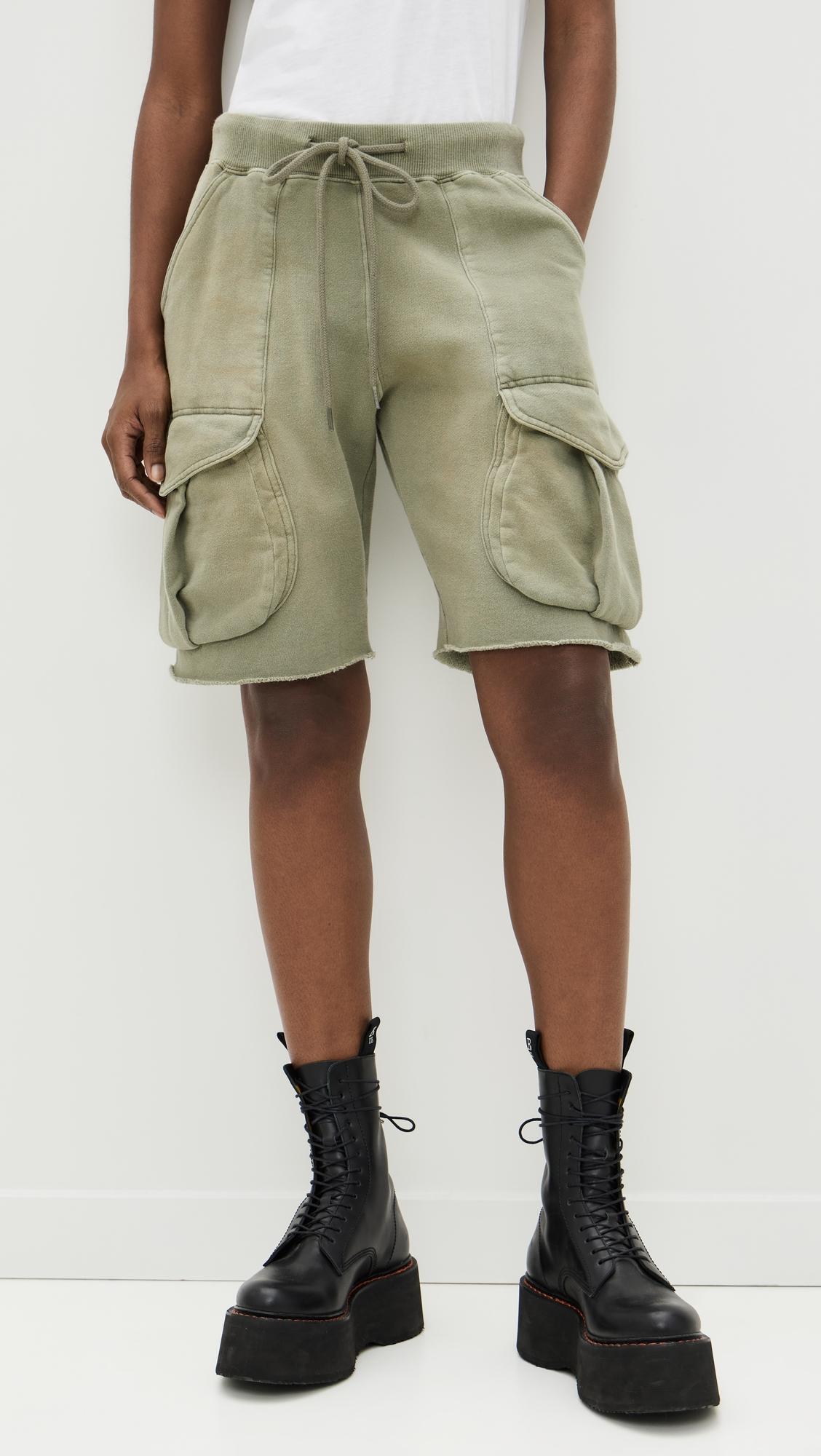 multipocket relaxed sweatshorts