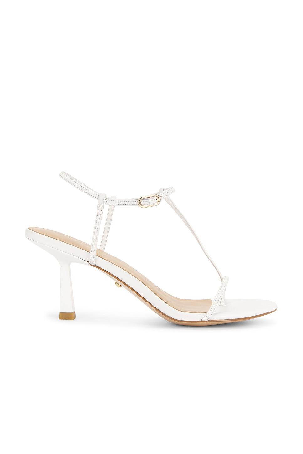 naia sandal