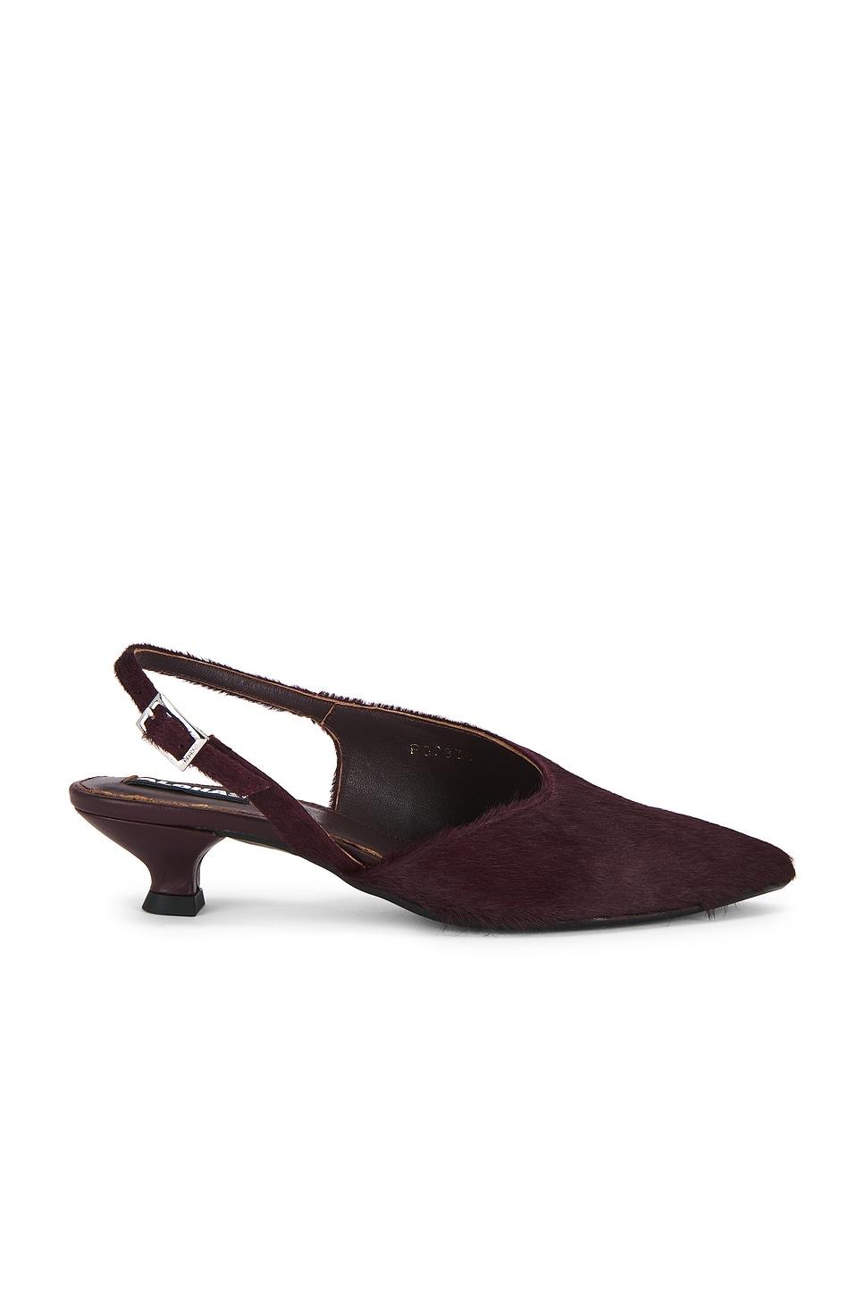 nelly slingback pump