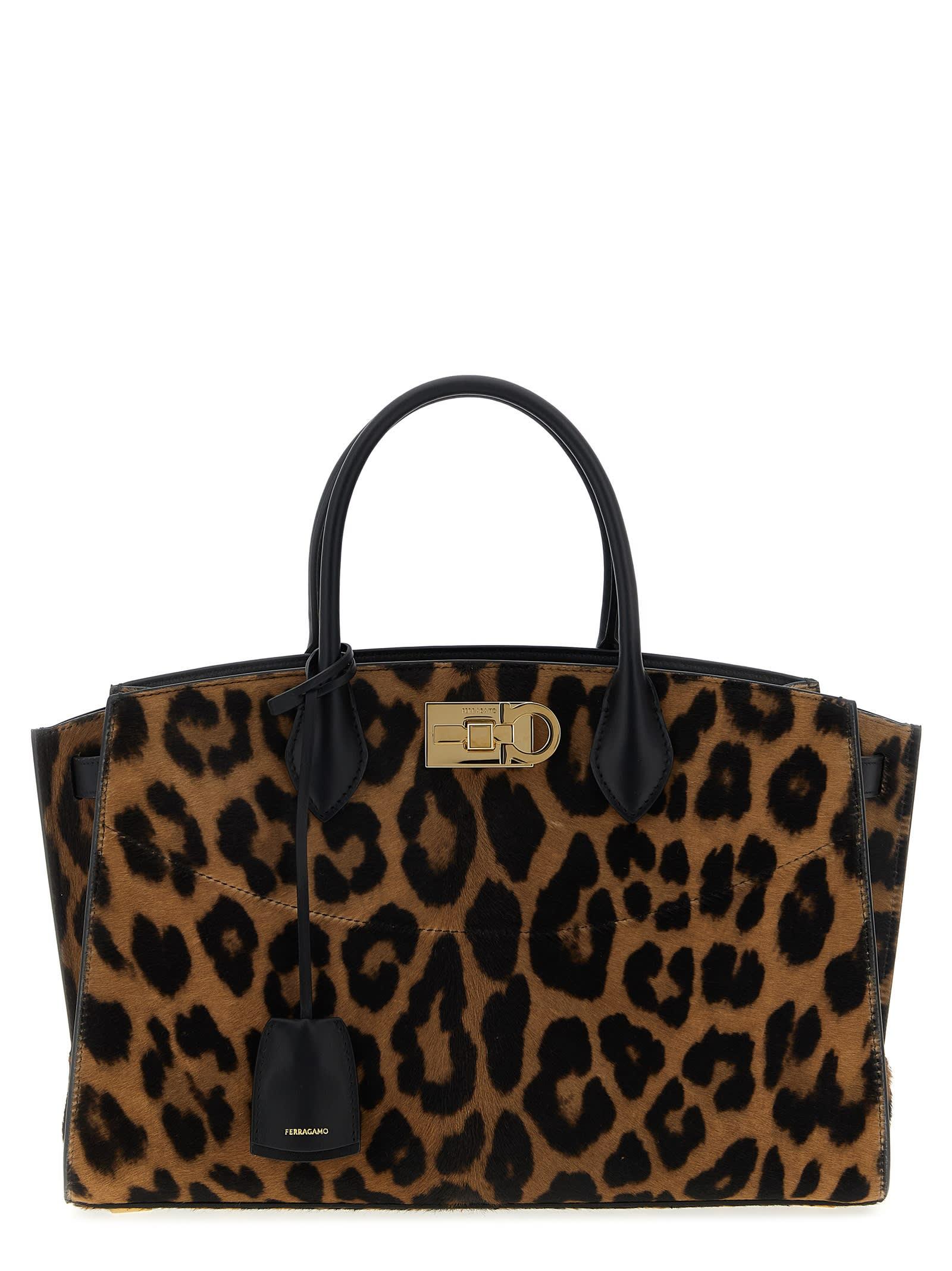 new ferragamo studio soft (l) handbag