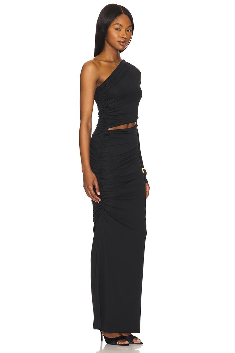 nia gown