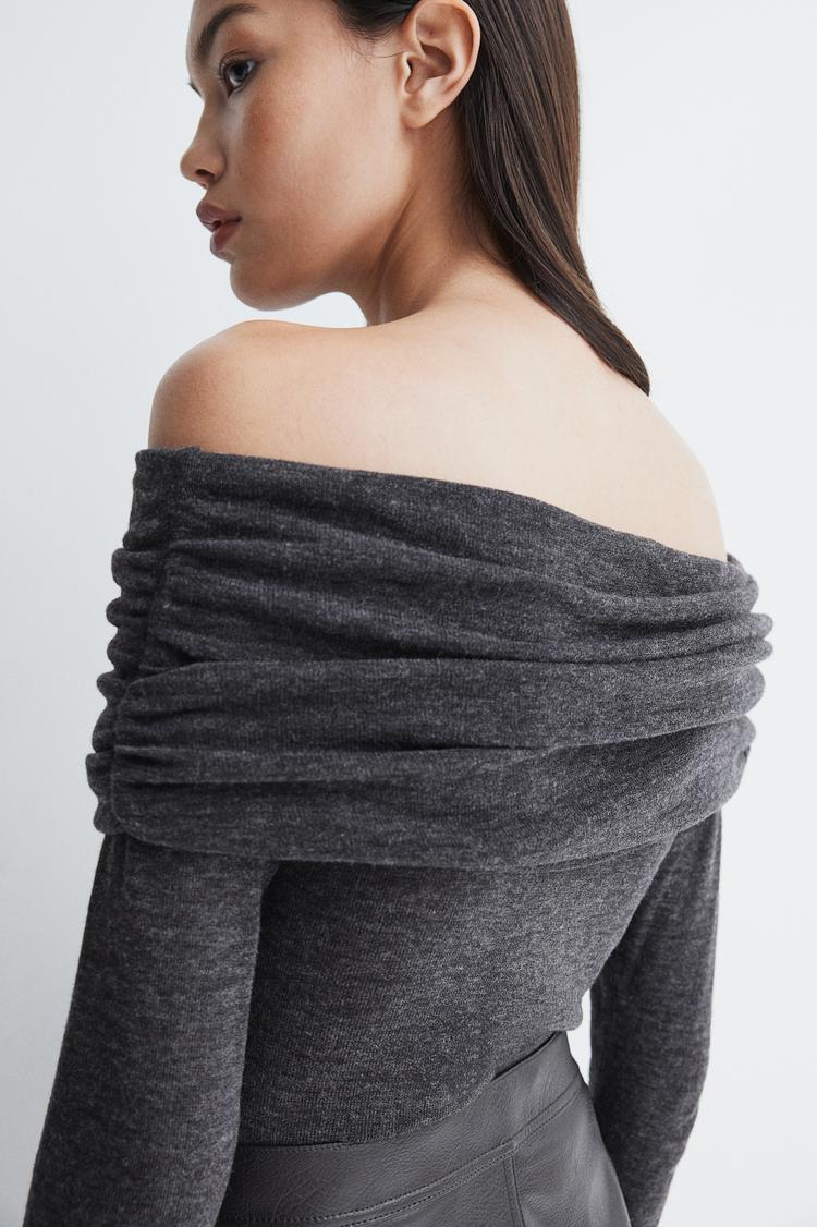 off-the-shoulder top