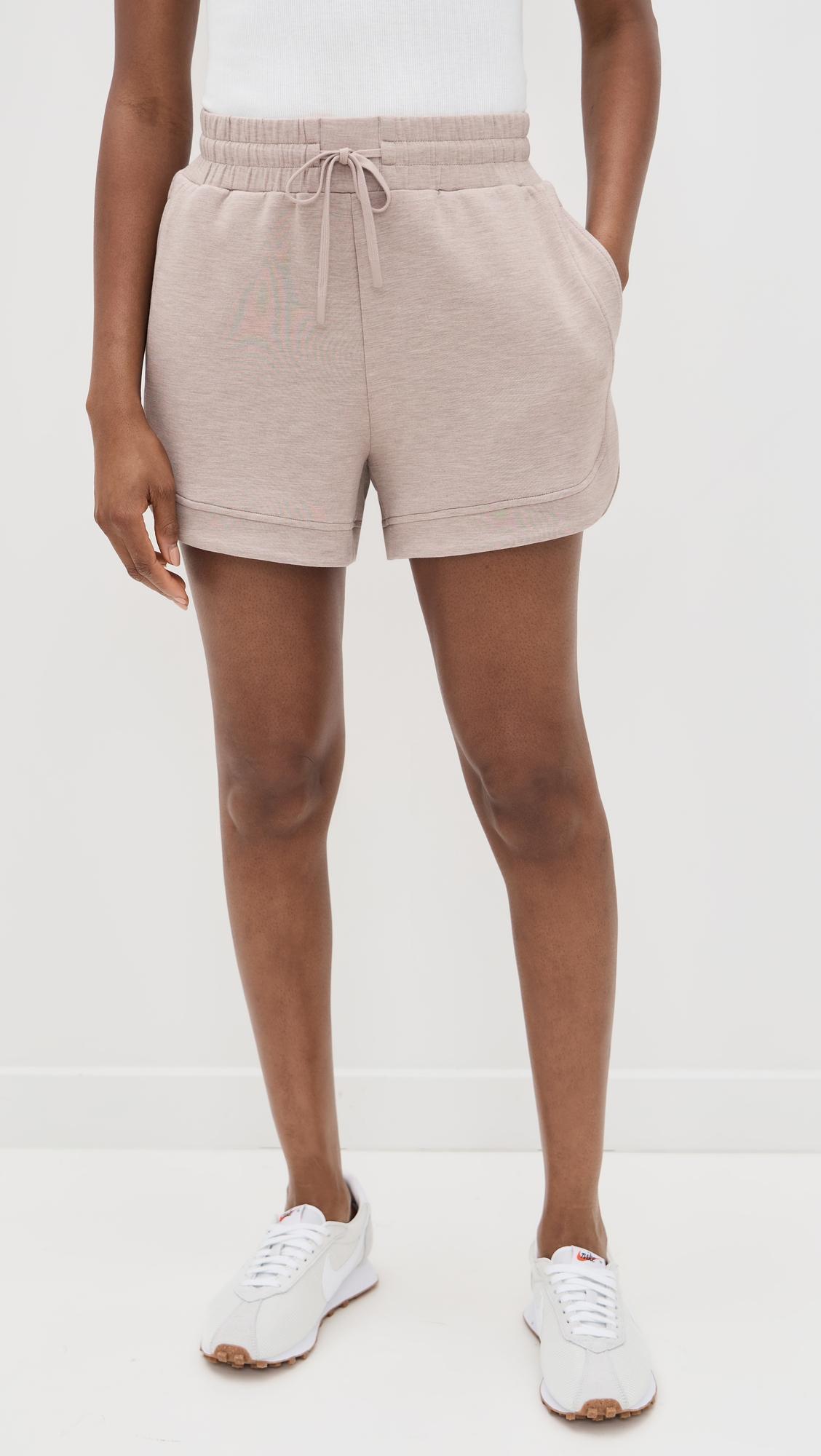 ollie high rise shorts 3.5"