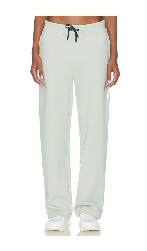 on focus tech sweatpant in mint.