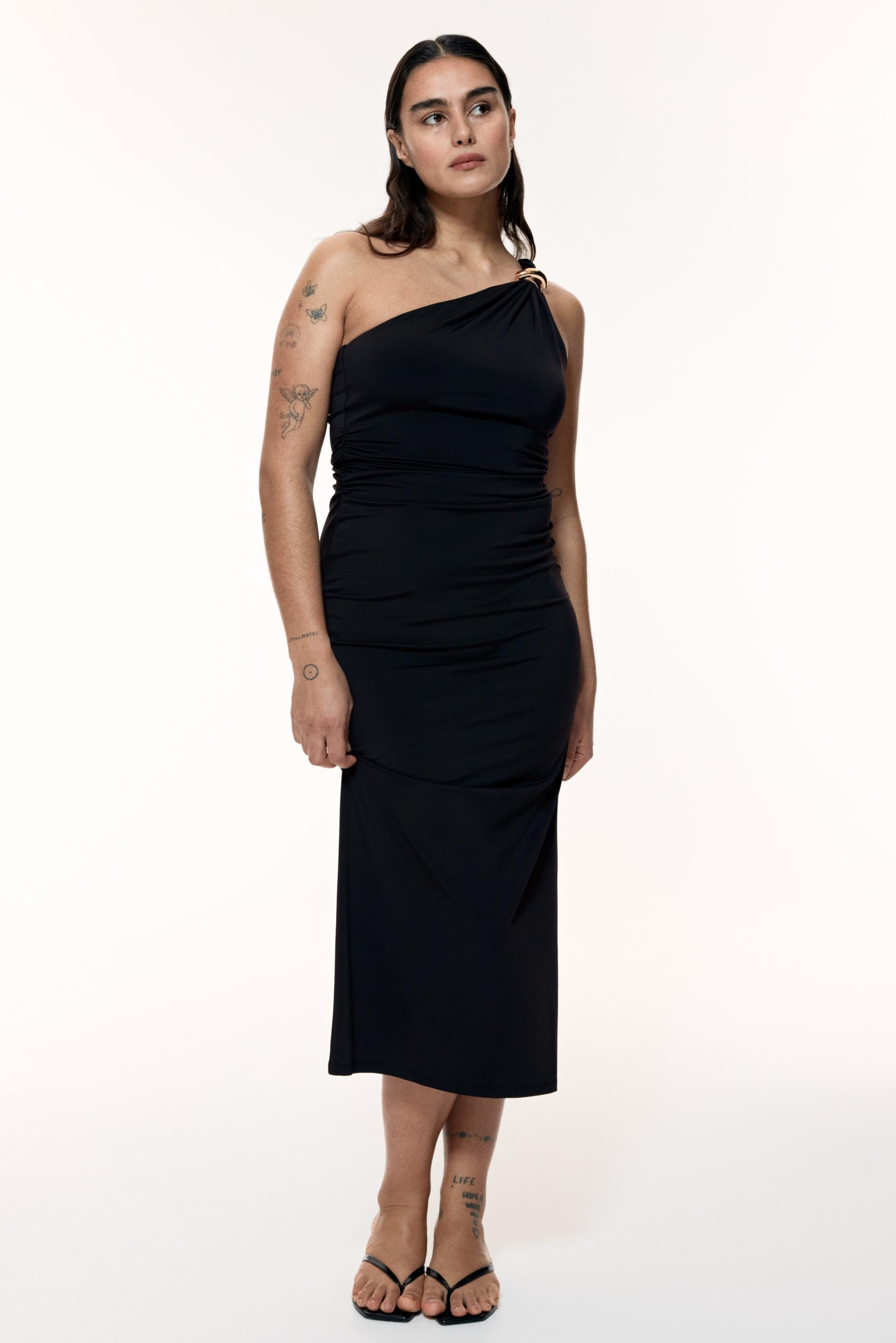 one-shoulder bodycon dress