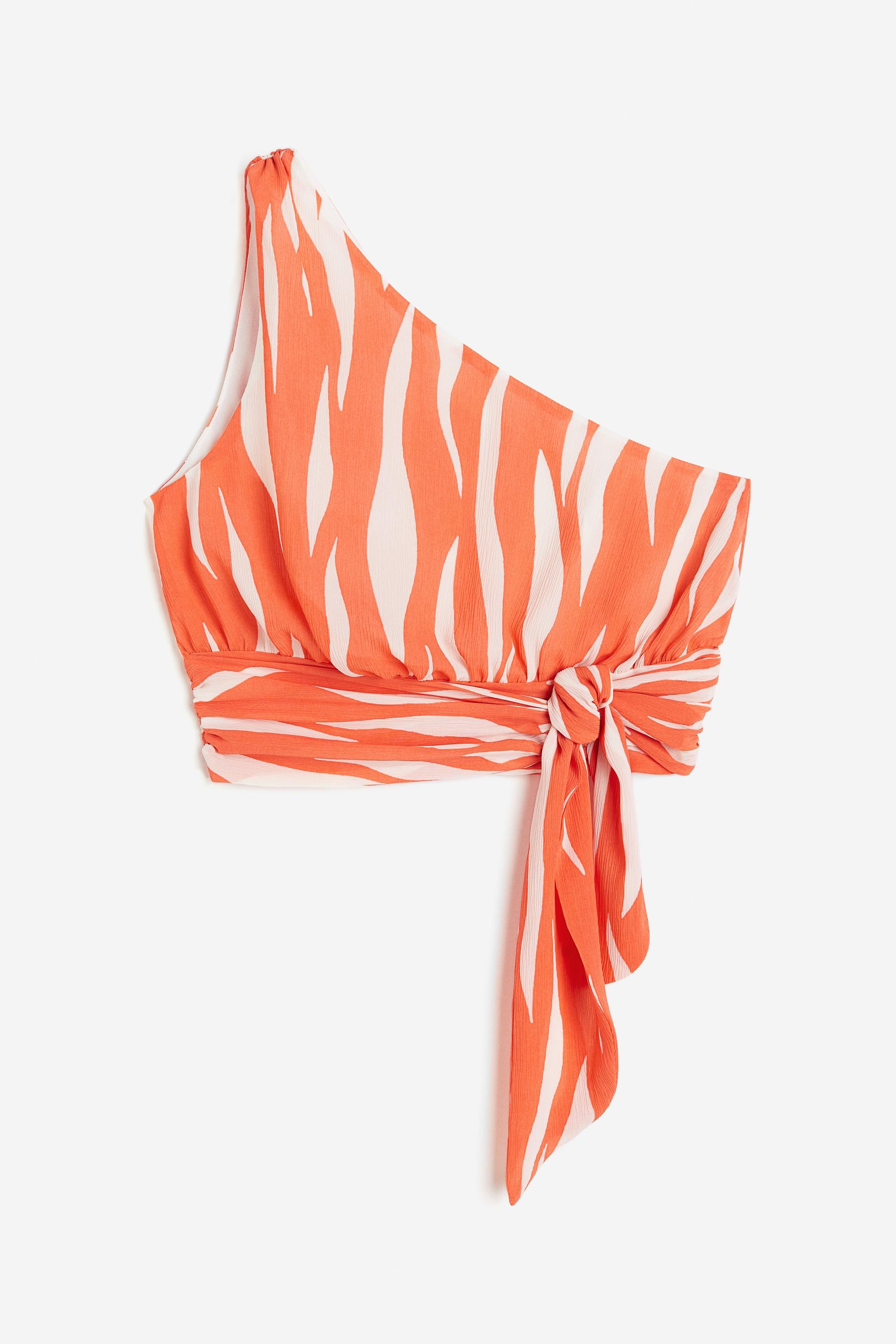 one-shoulder crop top