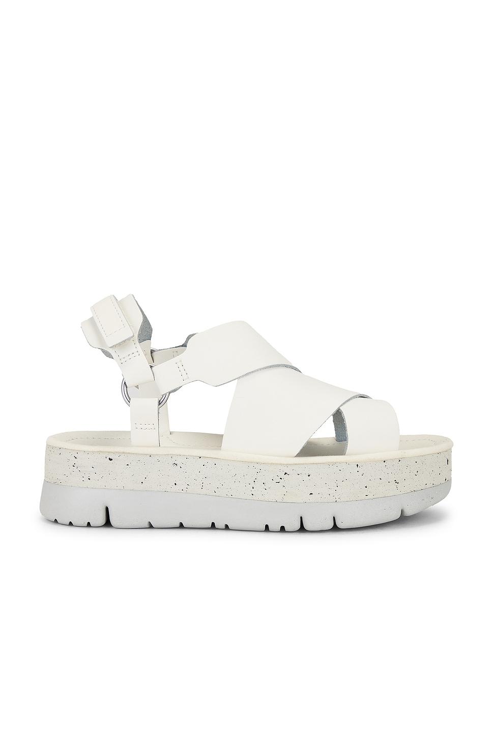 oruga up sandal