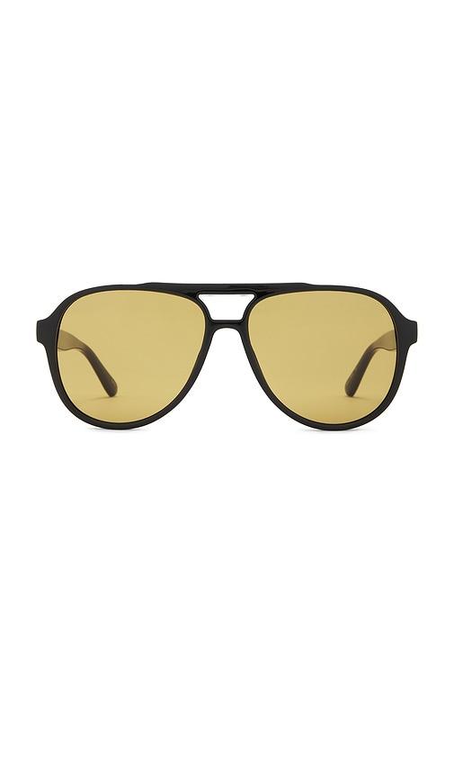otra stevie sunglasses in black.