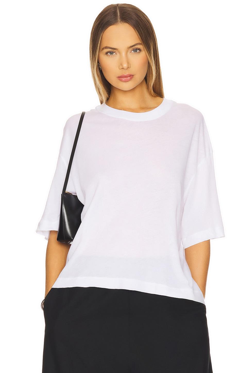 oversized boxy t-shirt