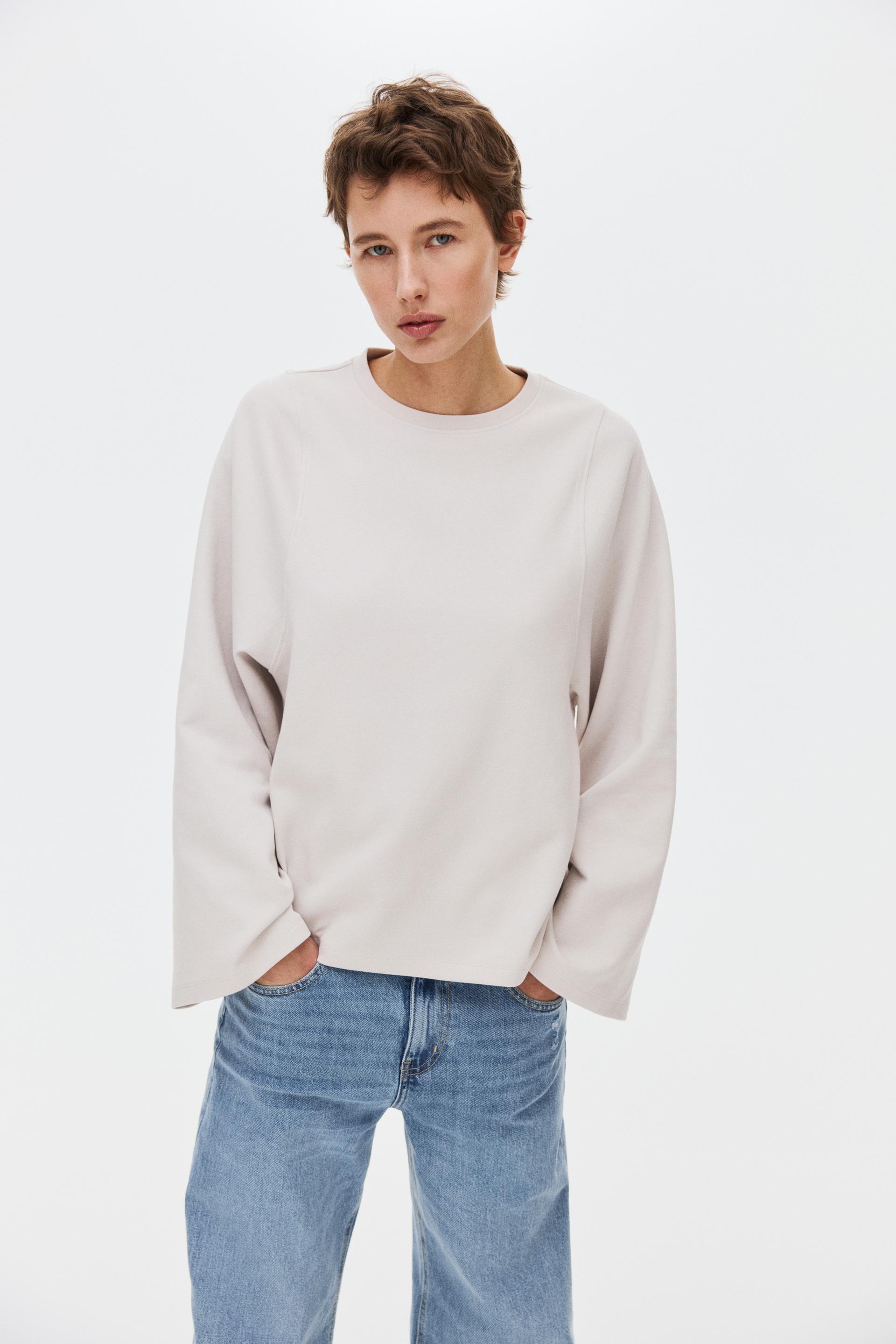 oversized interlock top