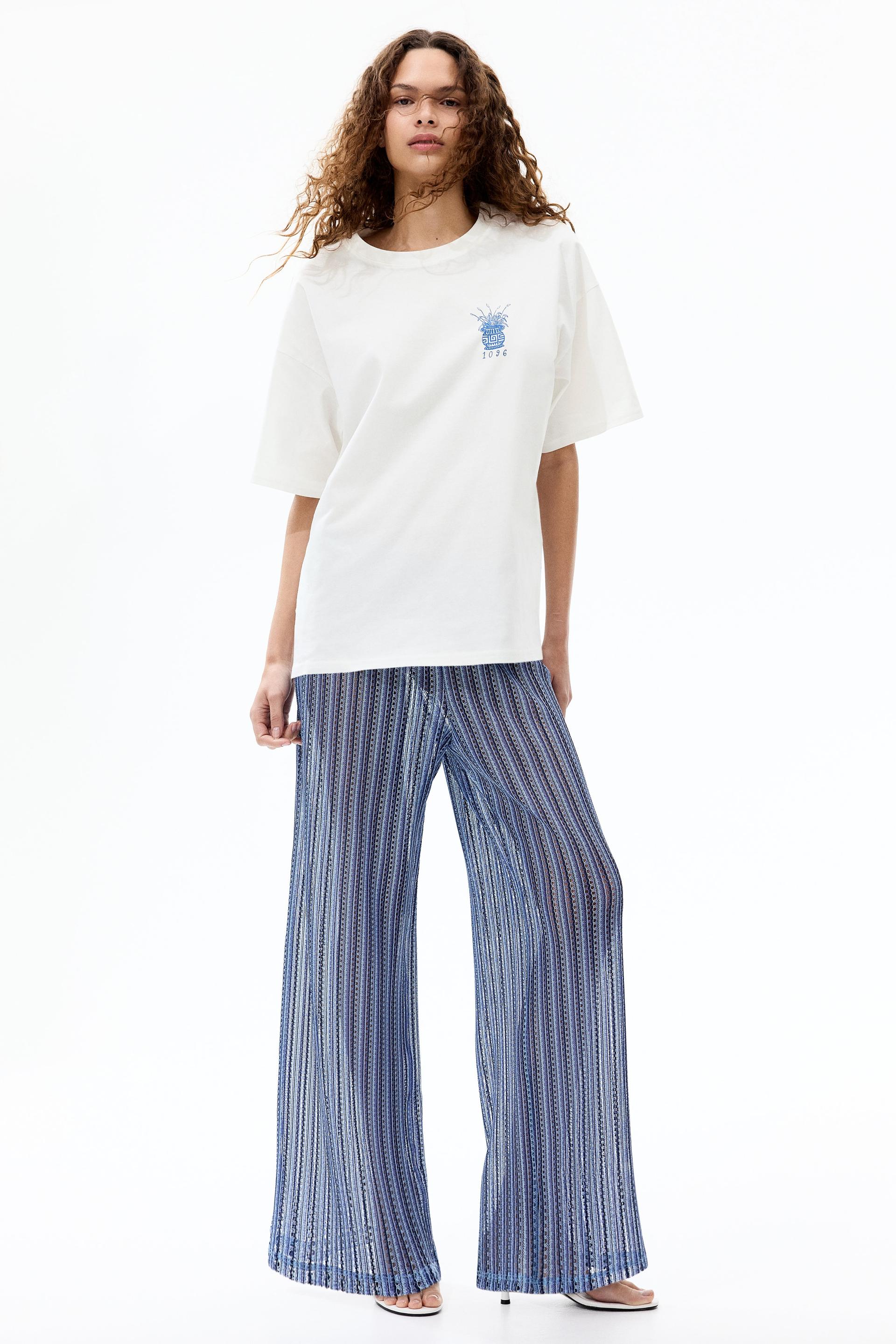 oversized t-shirt with printed motif