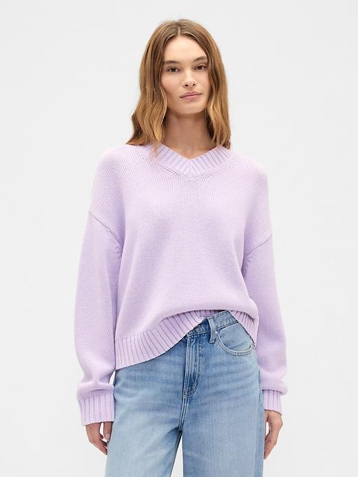 oversized v-neck sweater