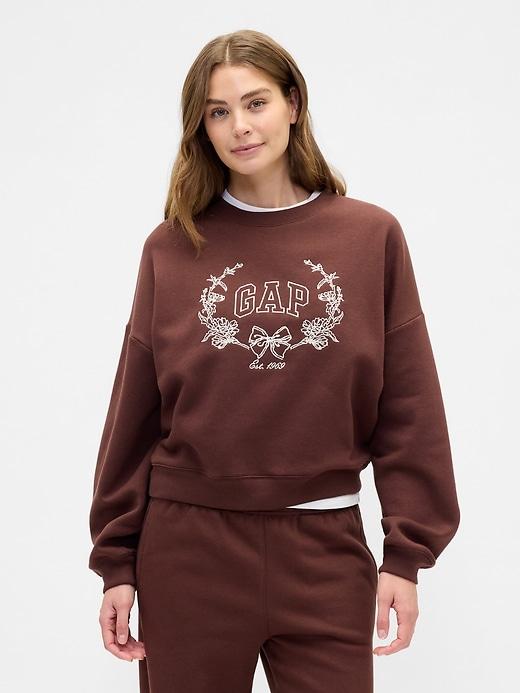 oversized wedge gap logo sweatshirt