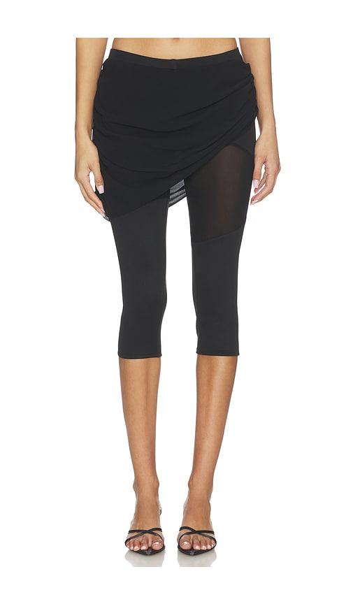 palmatic studio takil capri pant in black.