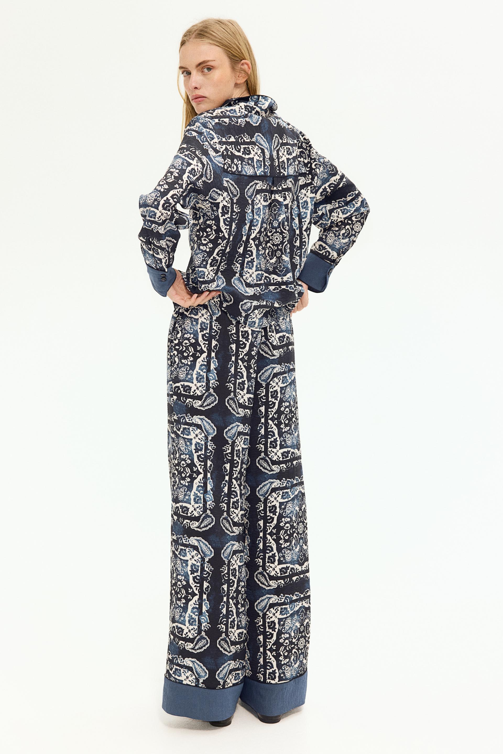 patterned pants