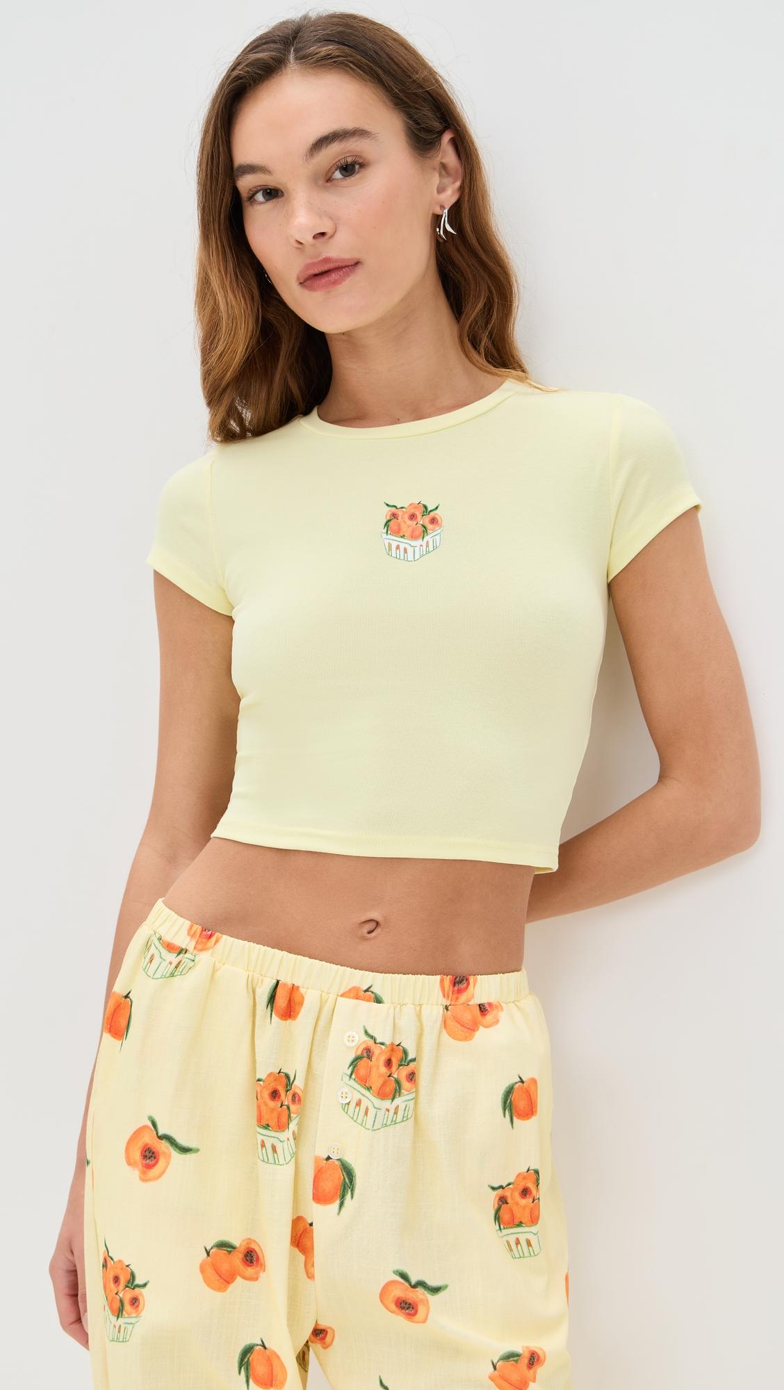 peach tee