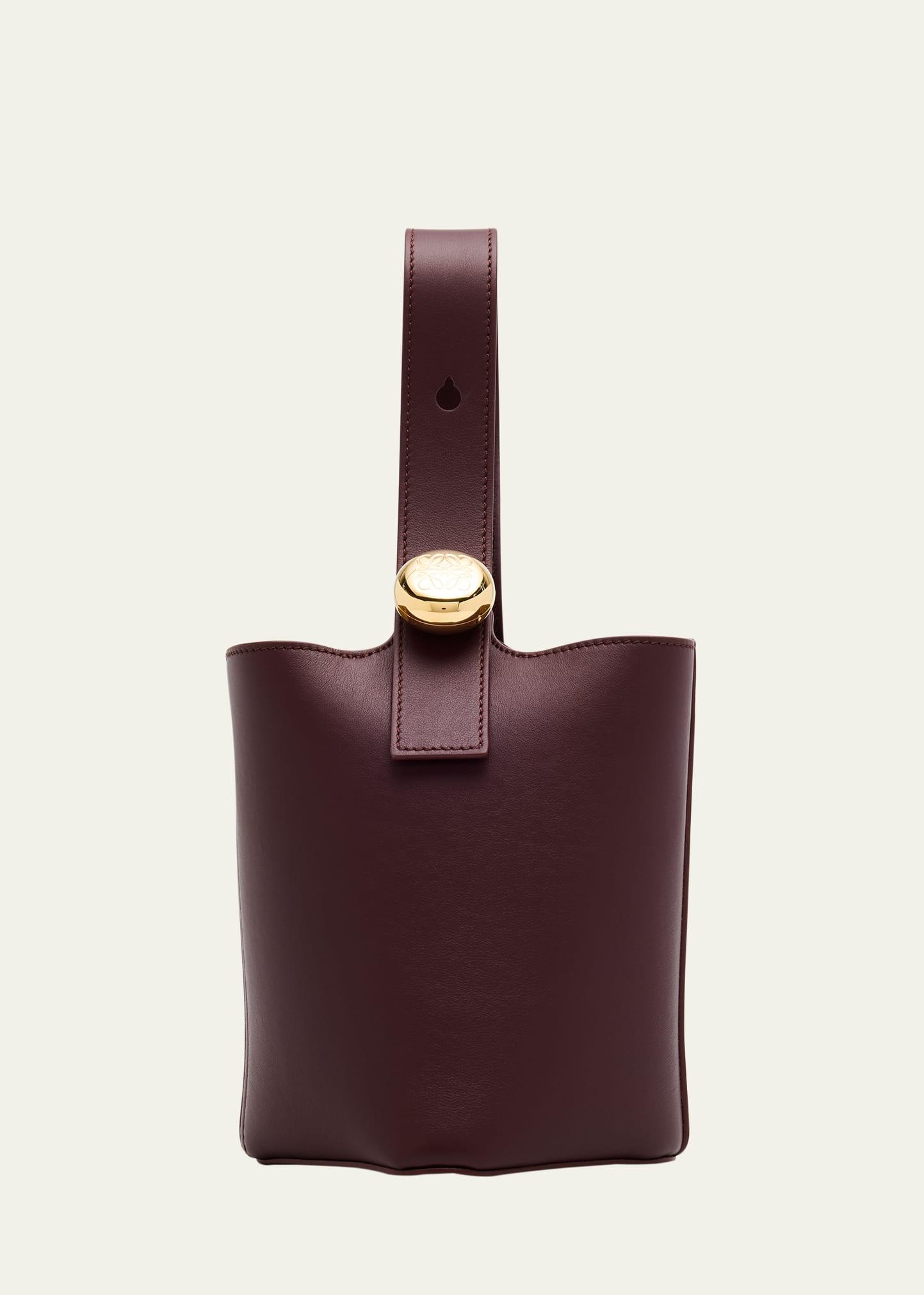pebble mini bucket bag in smooth leather