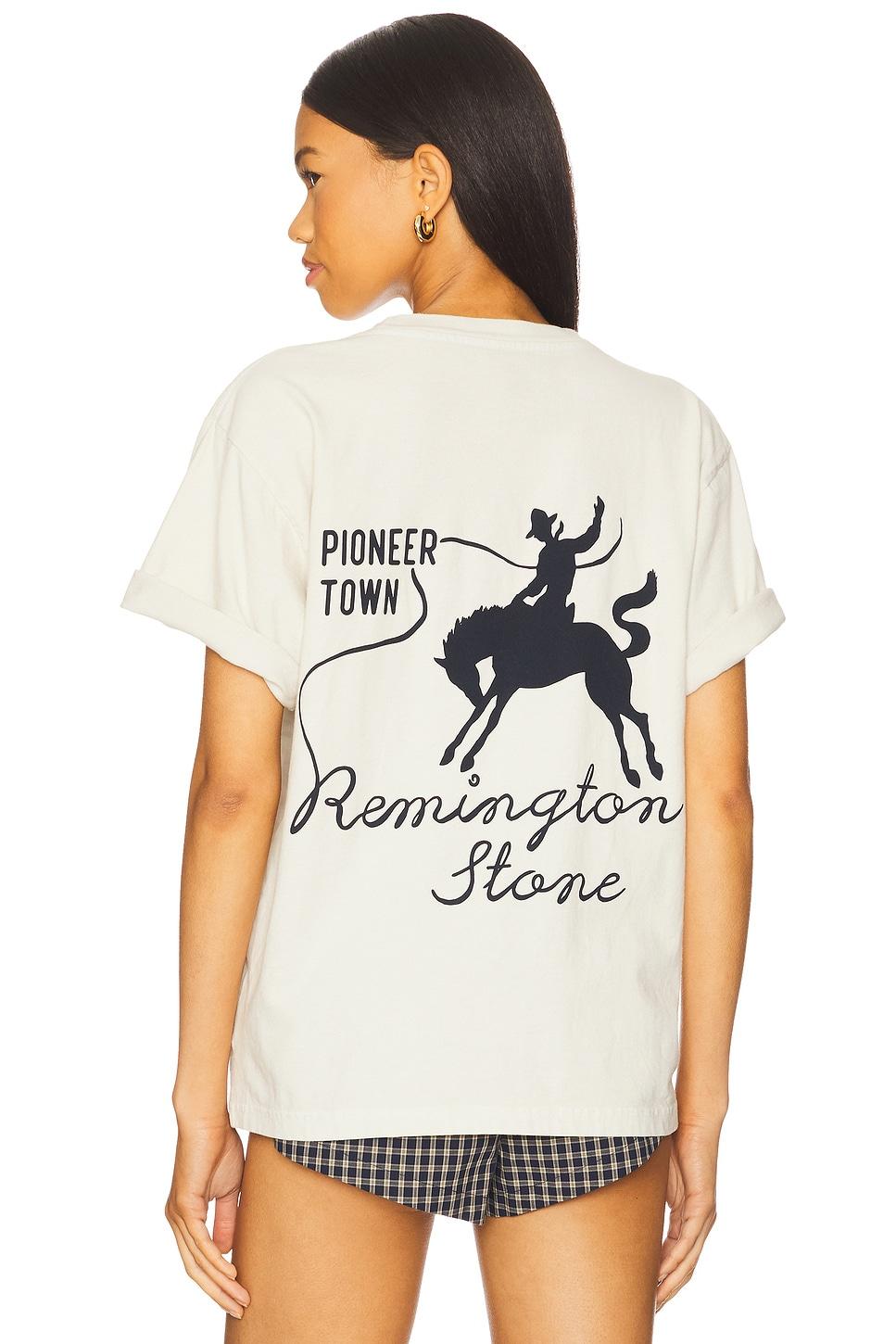 pioneer town tee