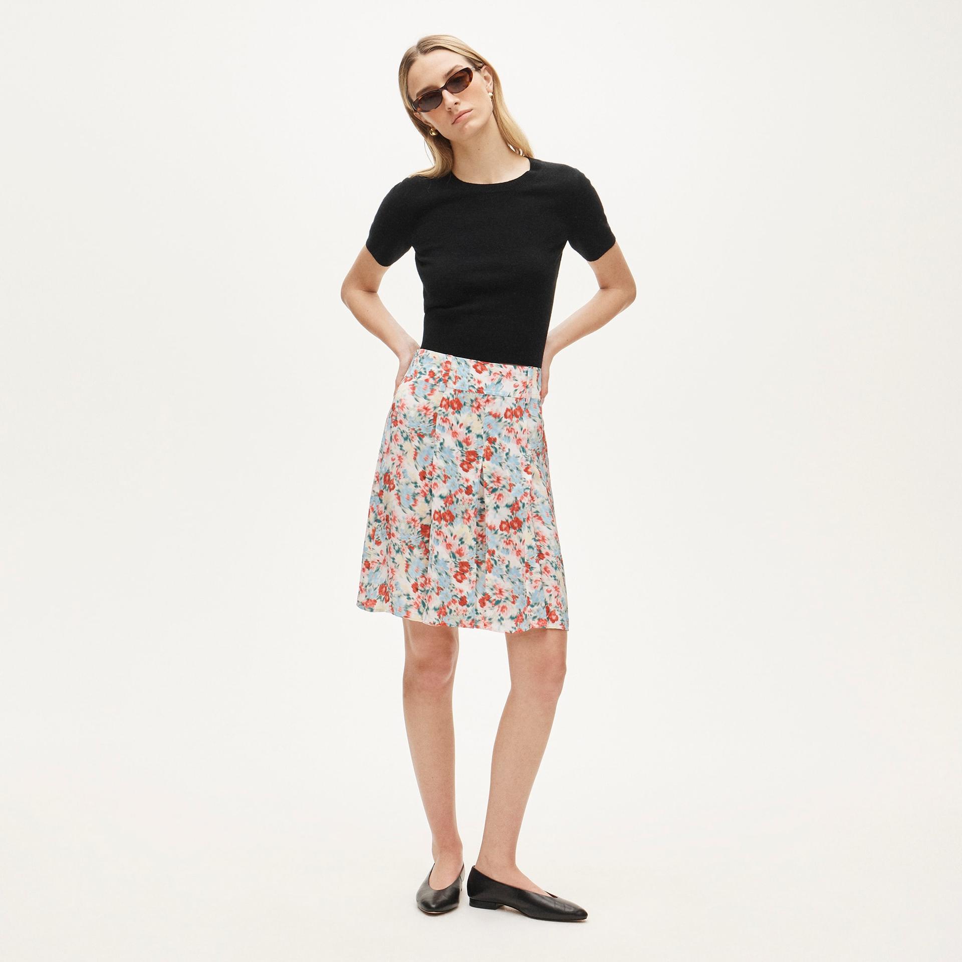 pleated knee-length skirt in floral print