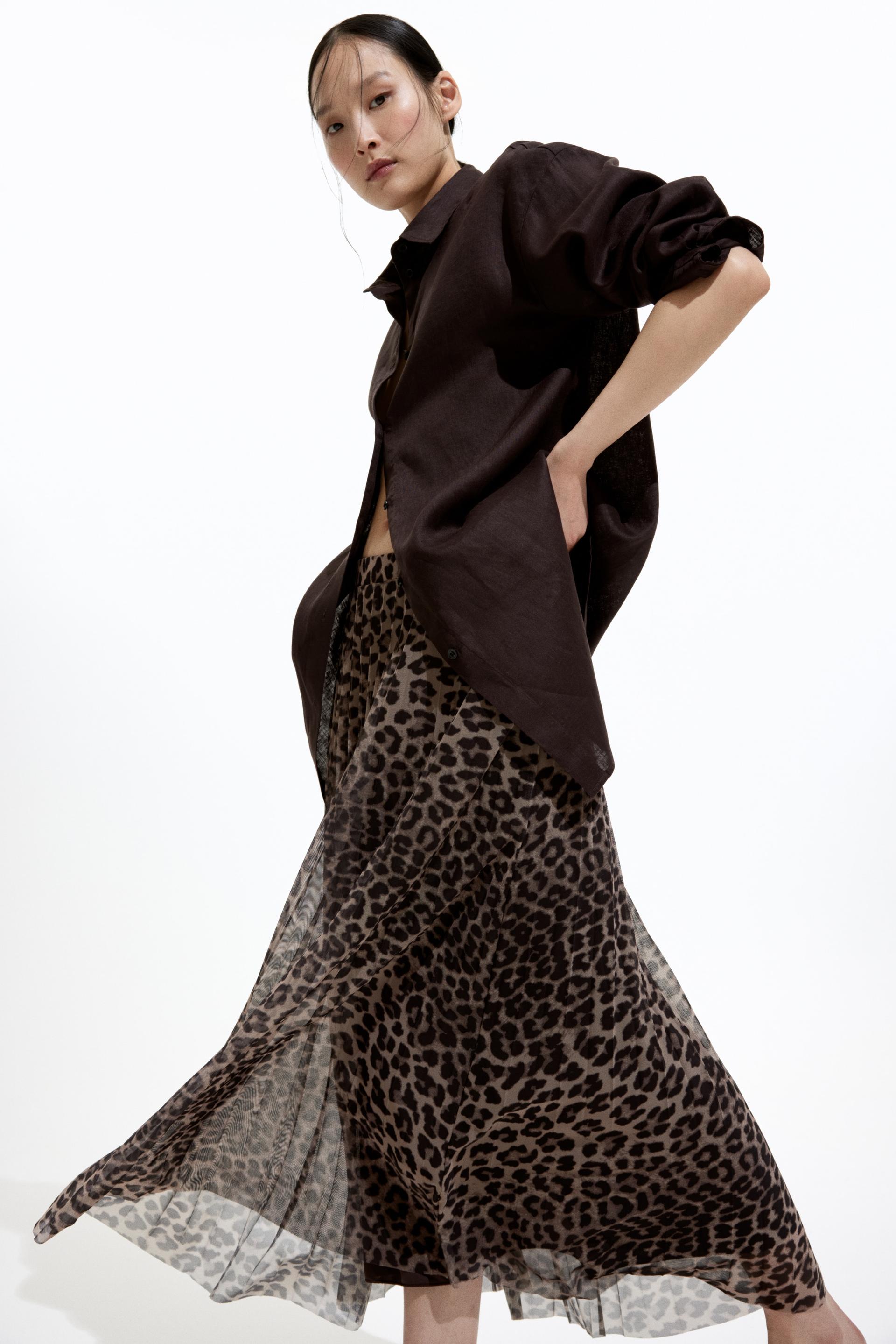 pleated mesh skirt