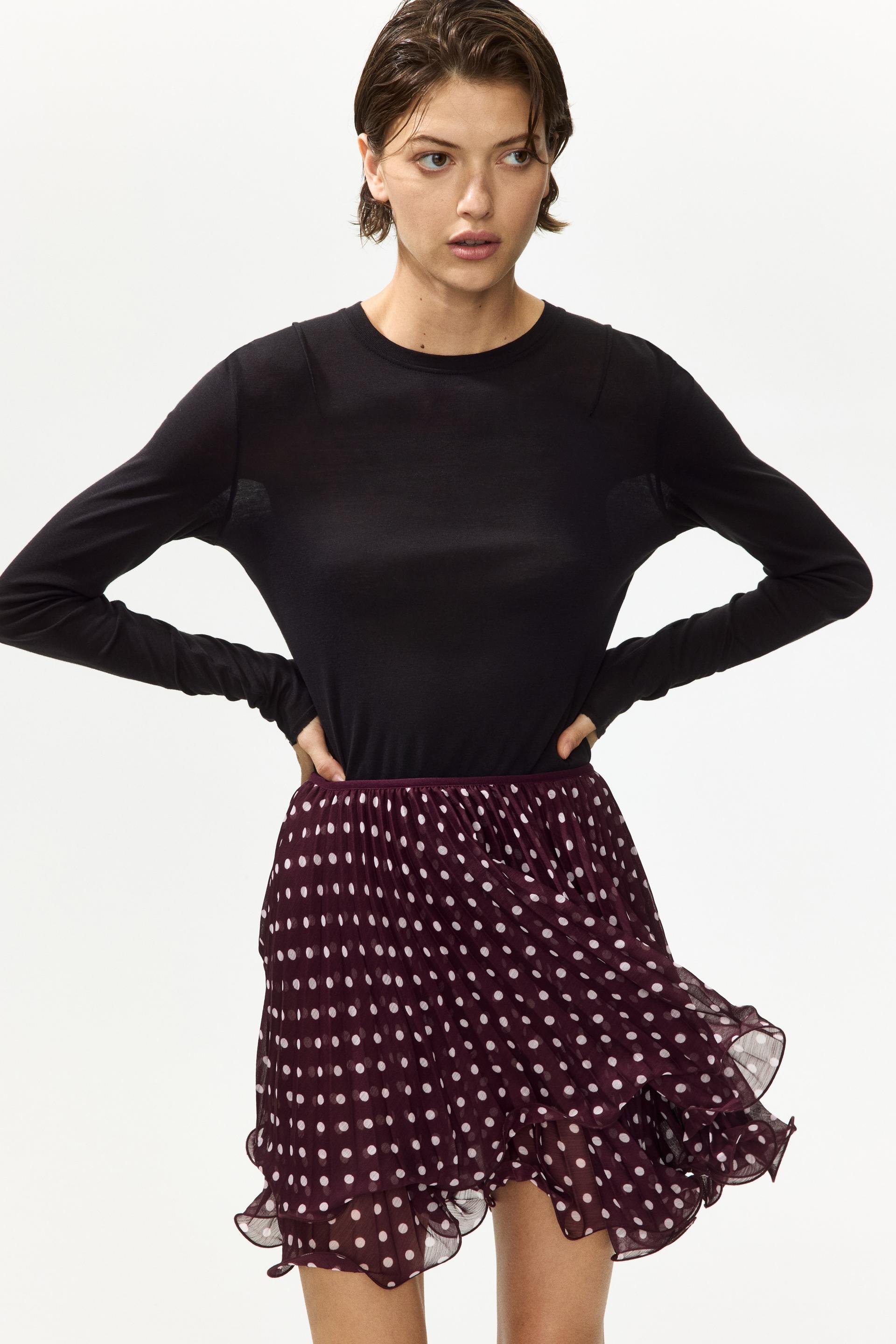 pleated mini skirt