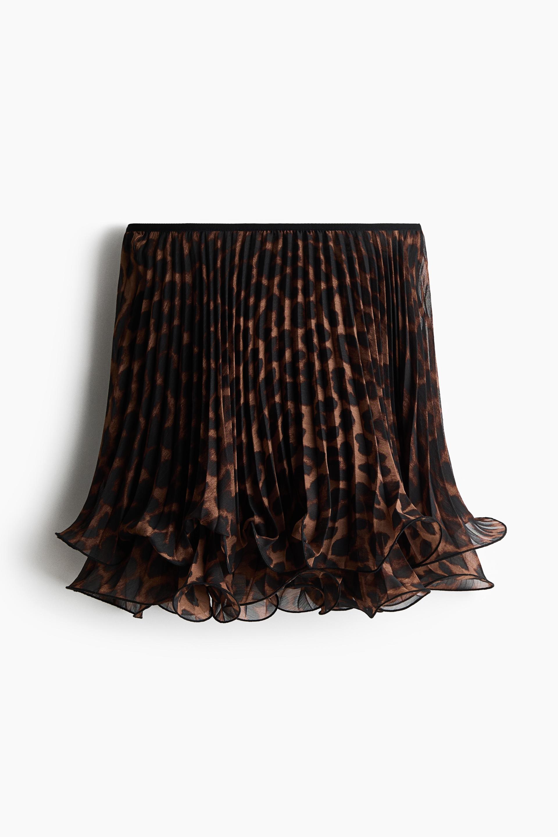 pleated mini skirt
