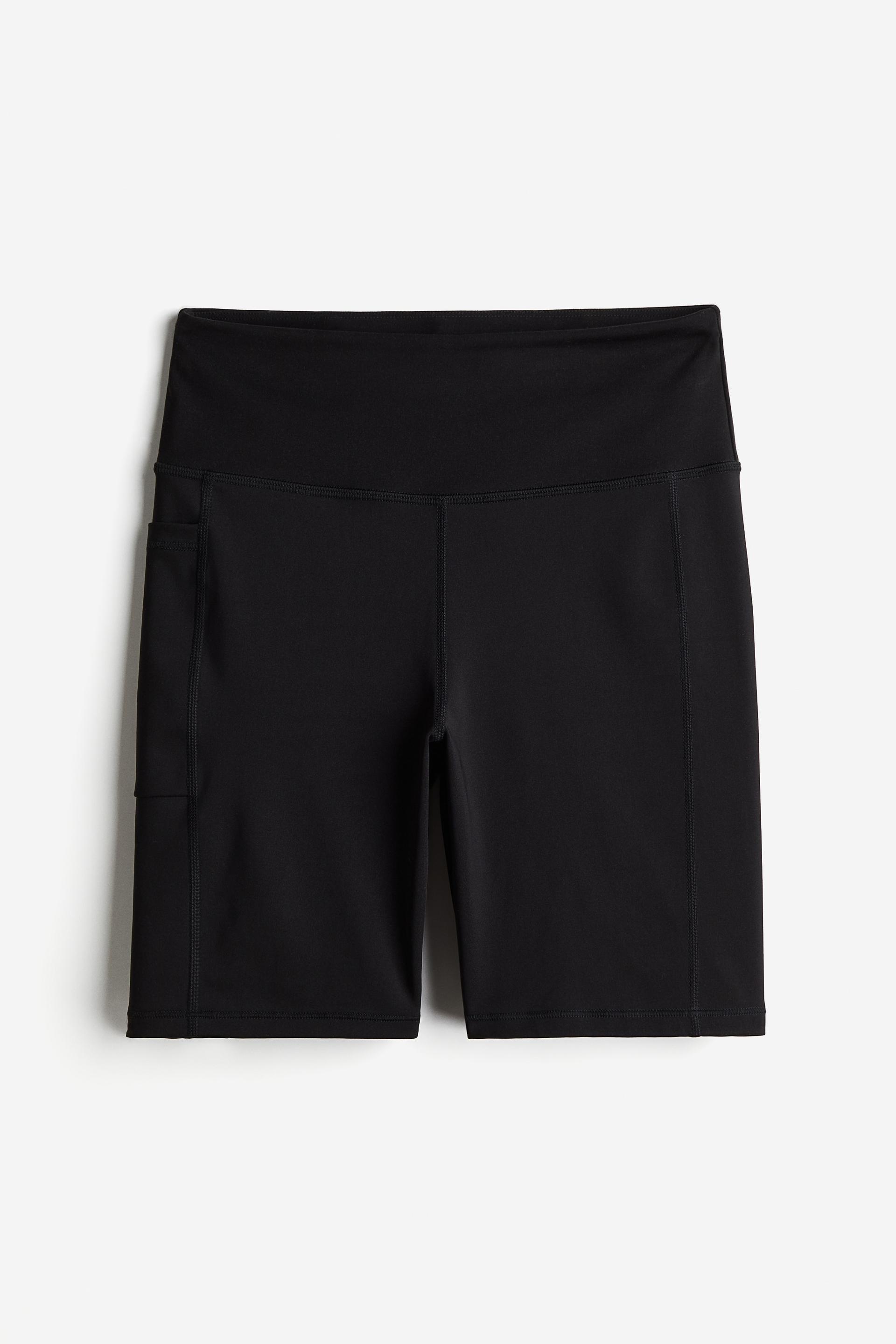 pocket-detail biking shorts with drymove™