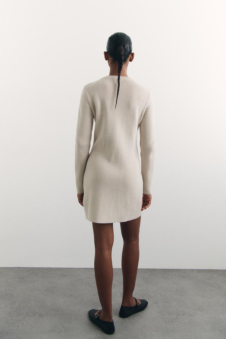 pocket-front knit dress